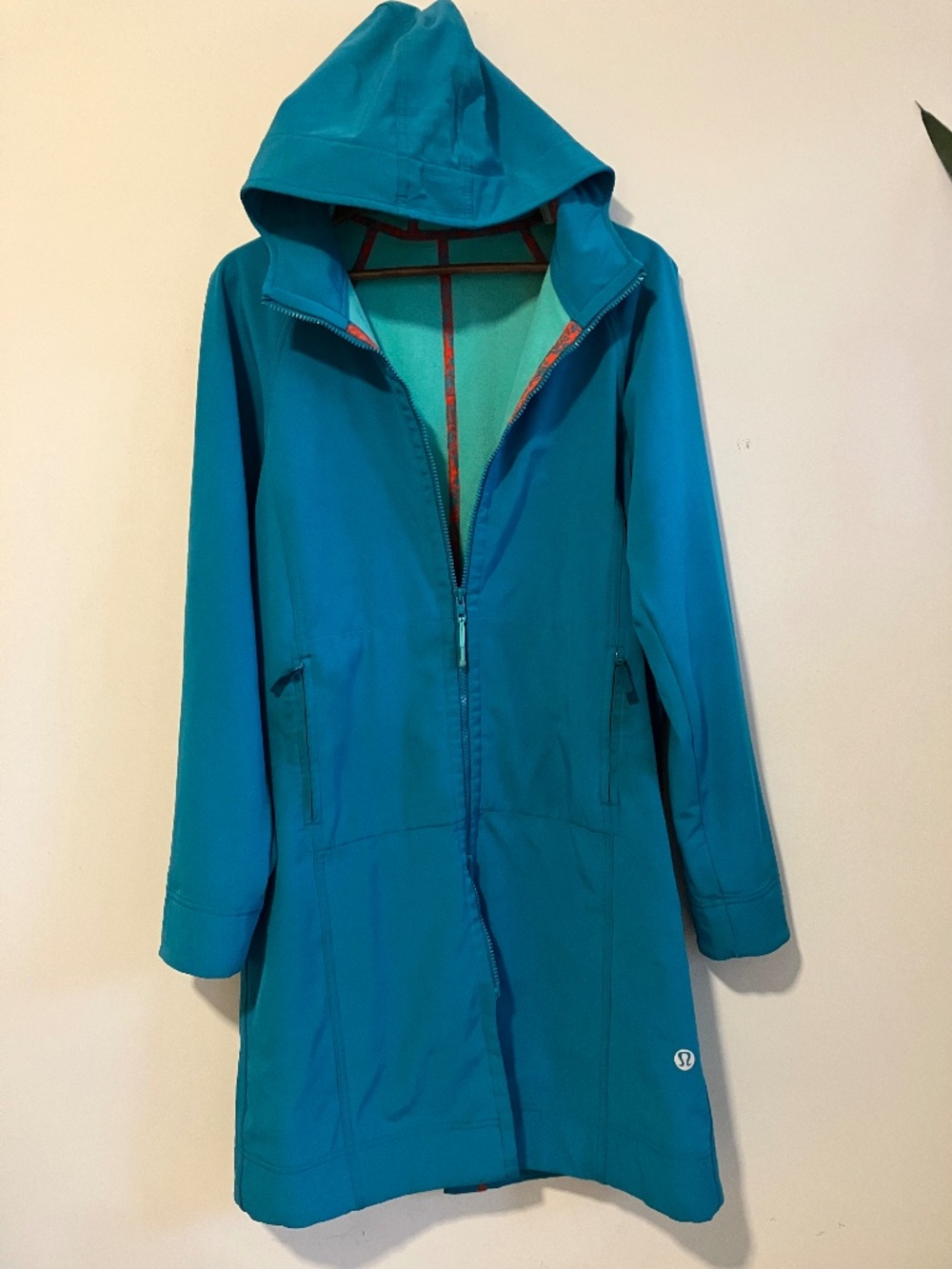 LULULEMON Hooded Turquoise Rain Jacket